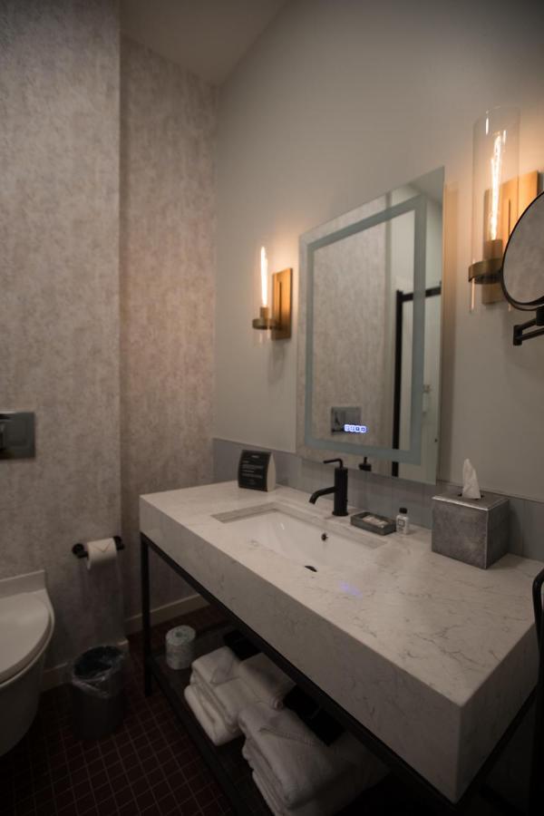 The Vault Hotel Houghton Exteriör bild